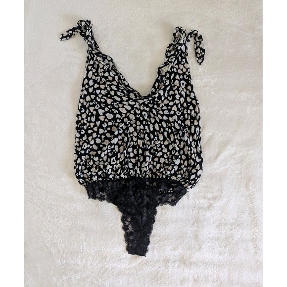Intimately Free People Leopard Cheetah Bare it All Bodysuit Size M Tie Straps - Picture 1 of 8